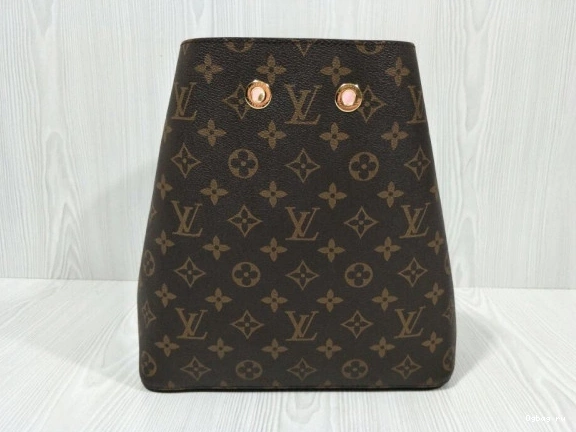 VUITTON NÉONOÉ LOUIS 0714